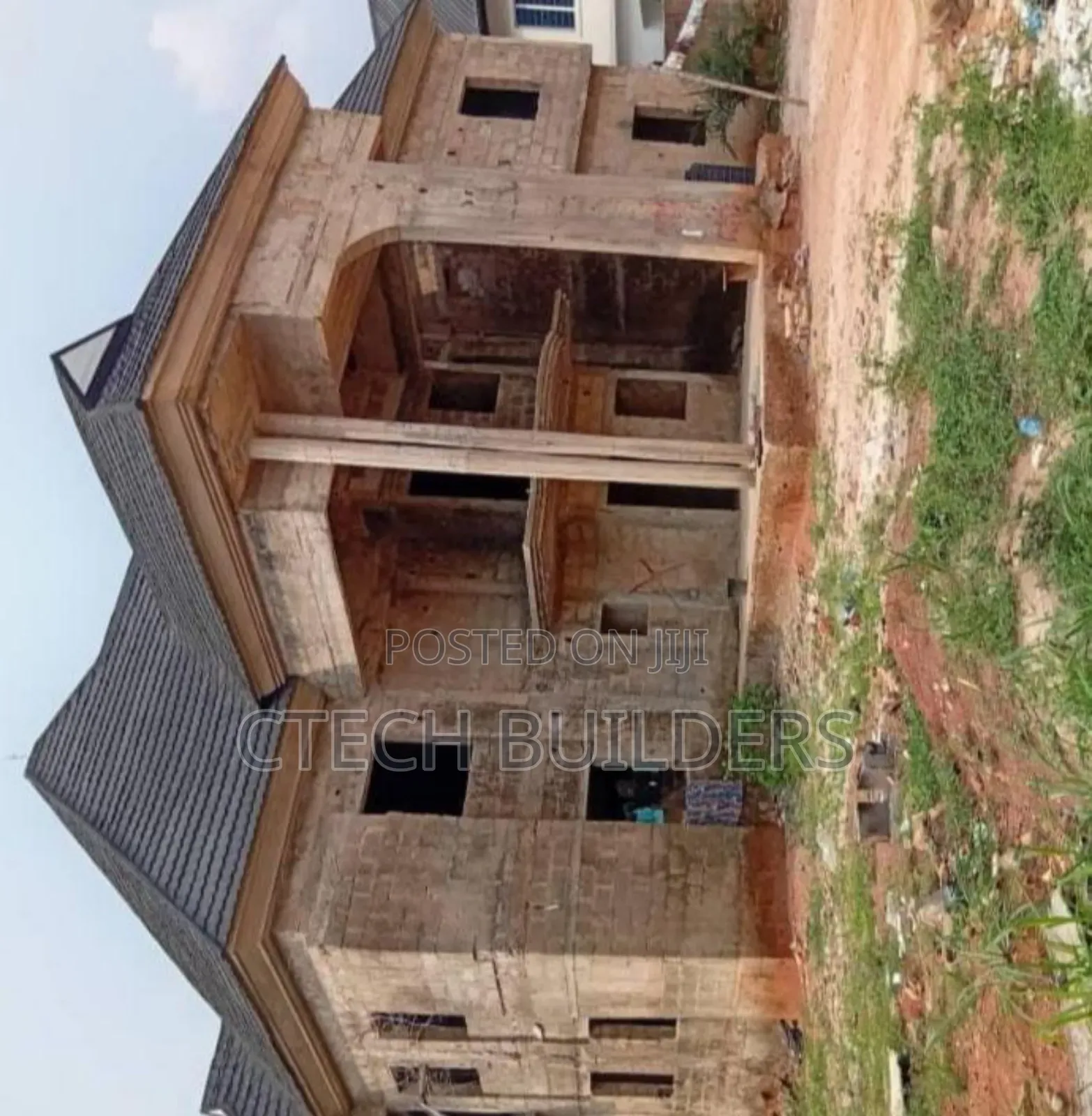 6bdrm Duplex in Benin City for sale