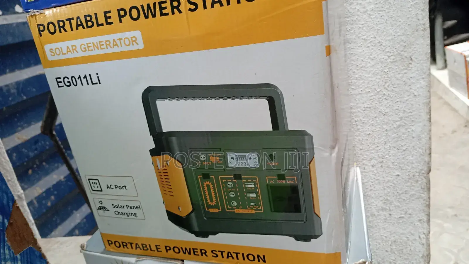 Portable 300w Solar Generator/ Power Station