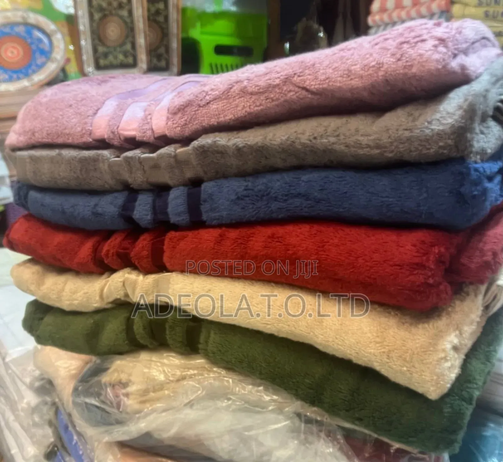 Verona Quality Towel 85.5x165cm 50x90cm.