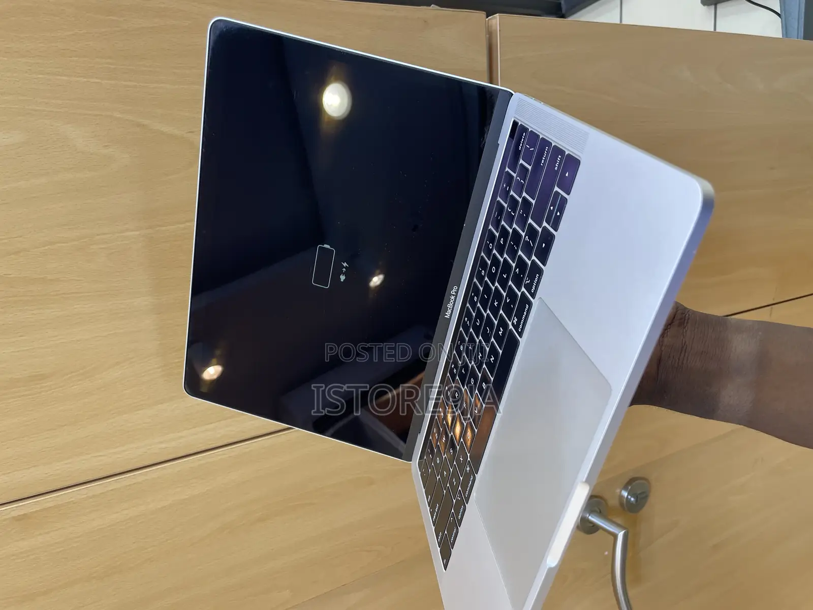 Laptop Apple MacBook Pro 16GB Intel Core i7 SSD 512GB