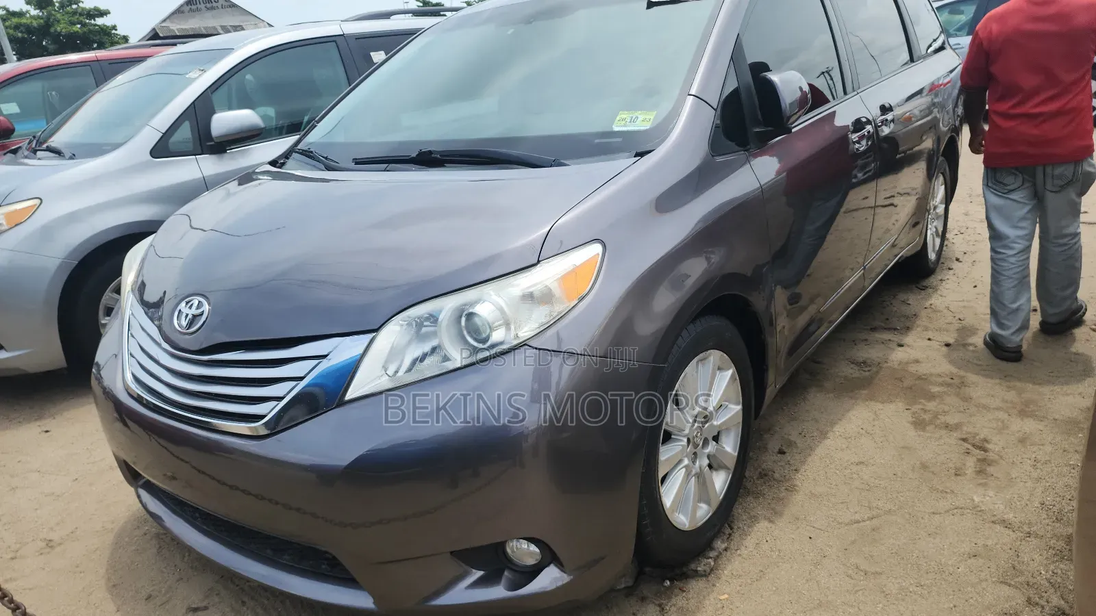 Toyota Sienna 2012 Green