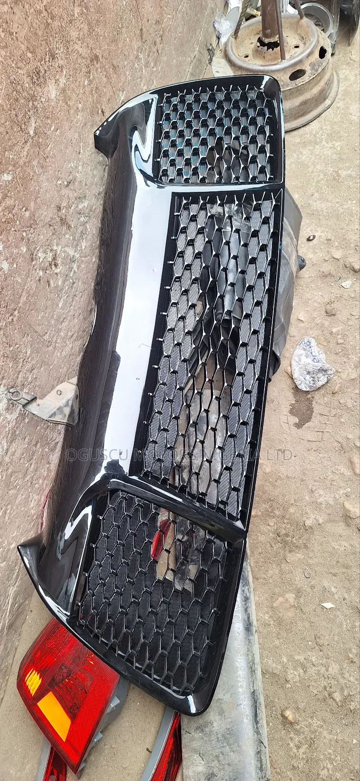 Down Grille Camry 2015 Model Basket