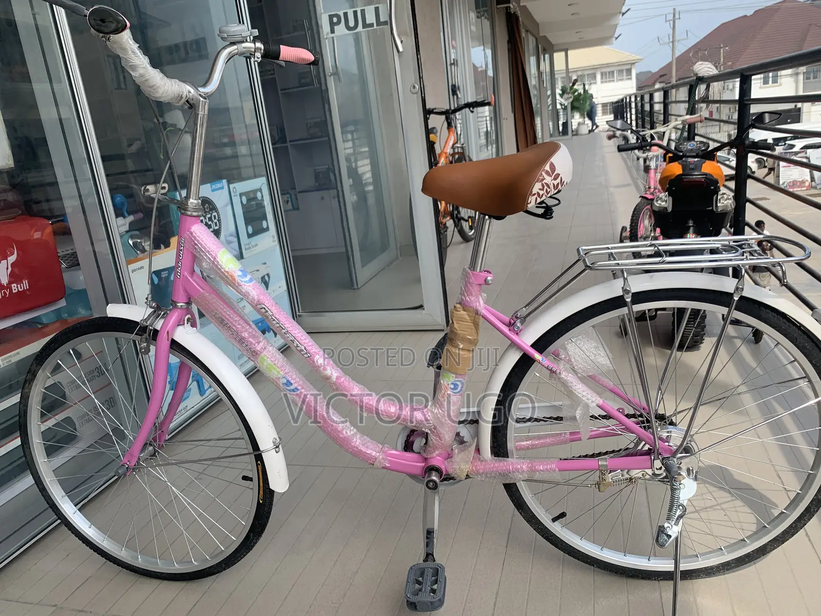 Lady’S Bicycle