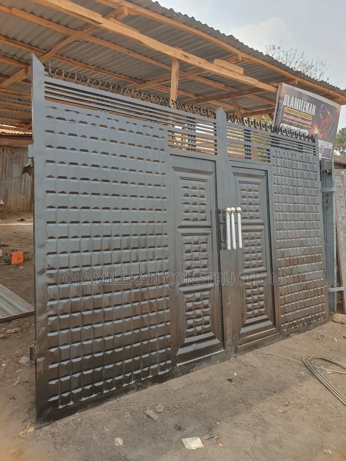 Bi Part Swing Gates 12feet