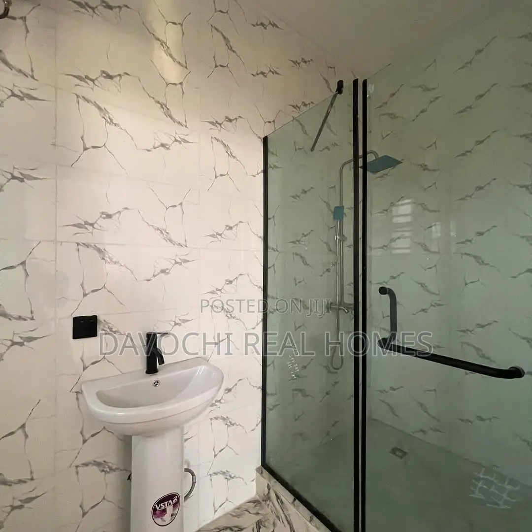 4bdrm Duplex in Ologolo for rent