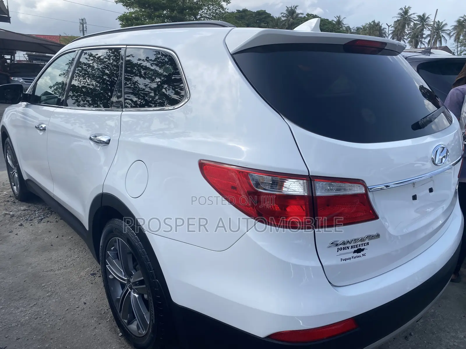 Hyundai Santa Fe 2015 White