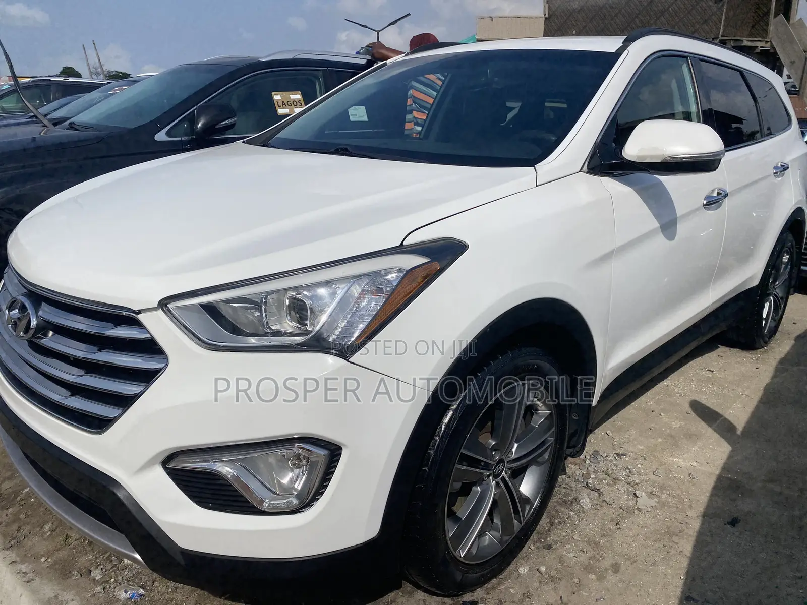 Hyundai Santa Fe 2015 White