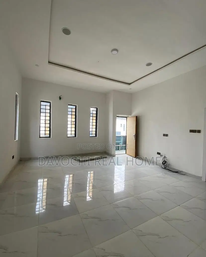 5bdrm Duplex in Vgc, Lagos, Ikota for rent