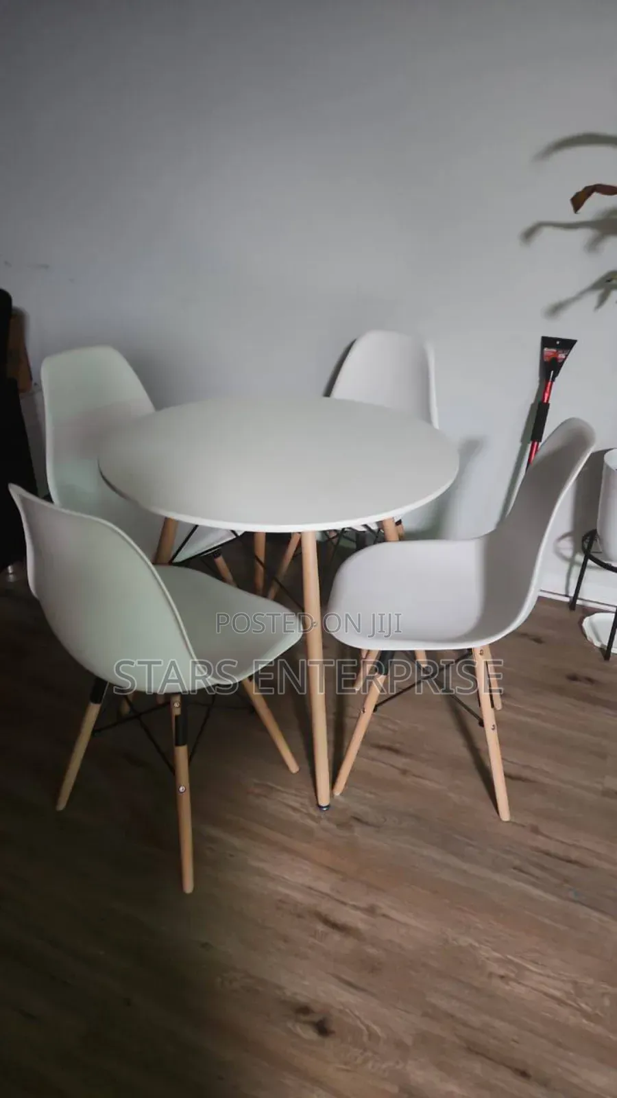4 Seater With Dinning Set With Wooden Legs