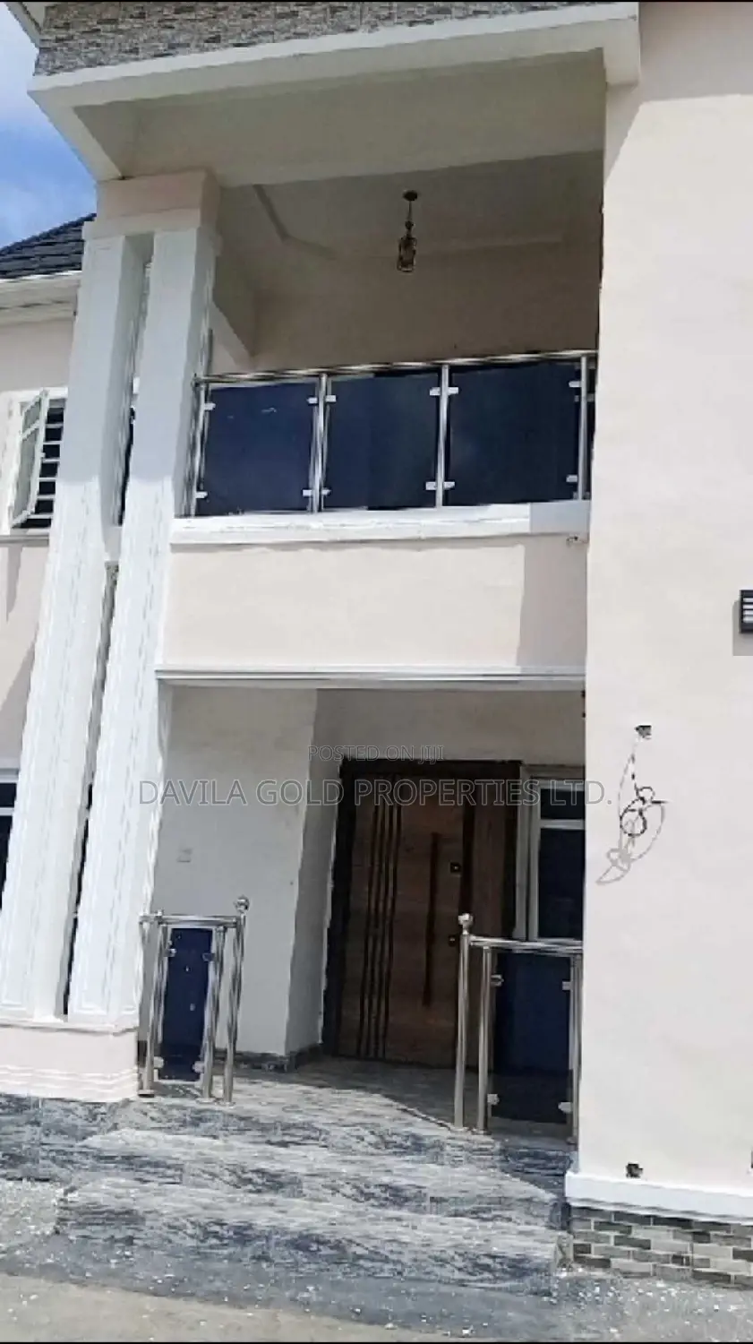 4bdrm Duplex in Benin City for sale