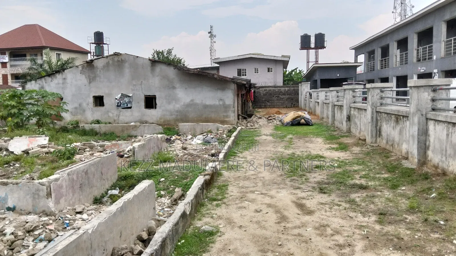 For Sale: 4 Plots Near Zenith Bank, Rumuokoro , Ph