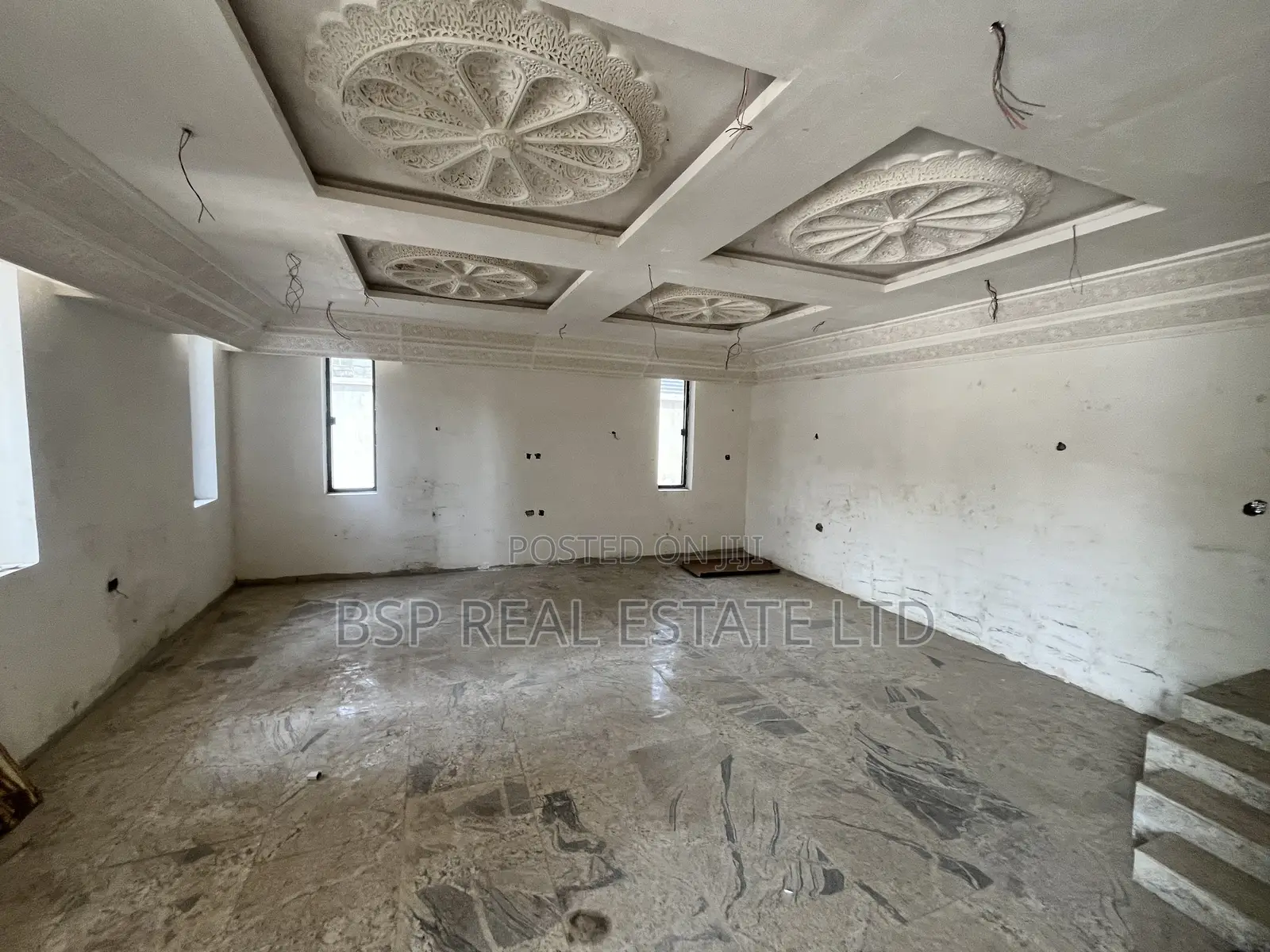 5bdrm Duplex in Legislative Quarter, Apo District for sale