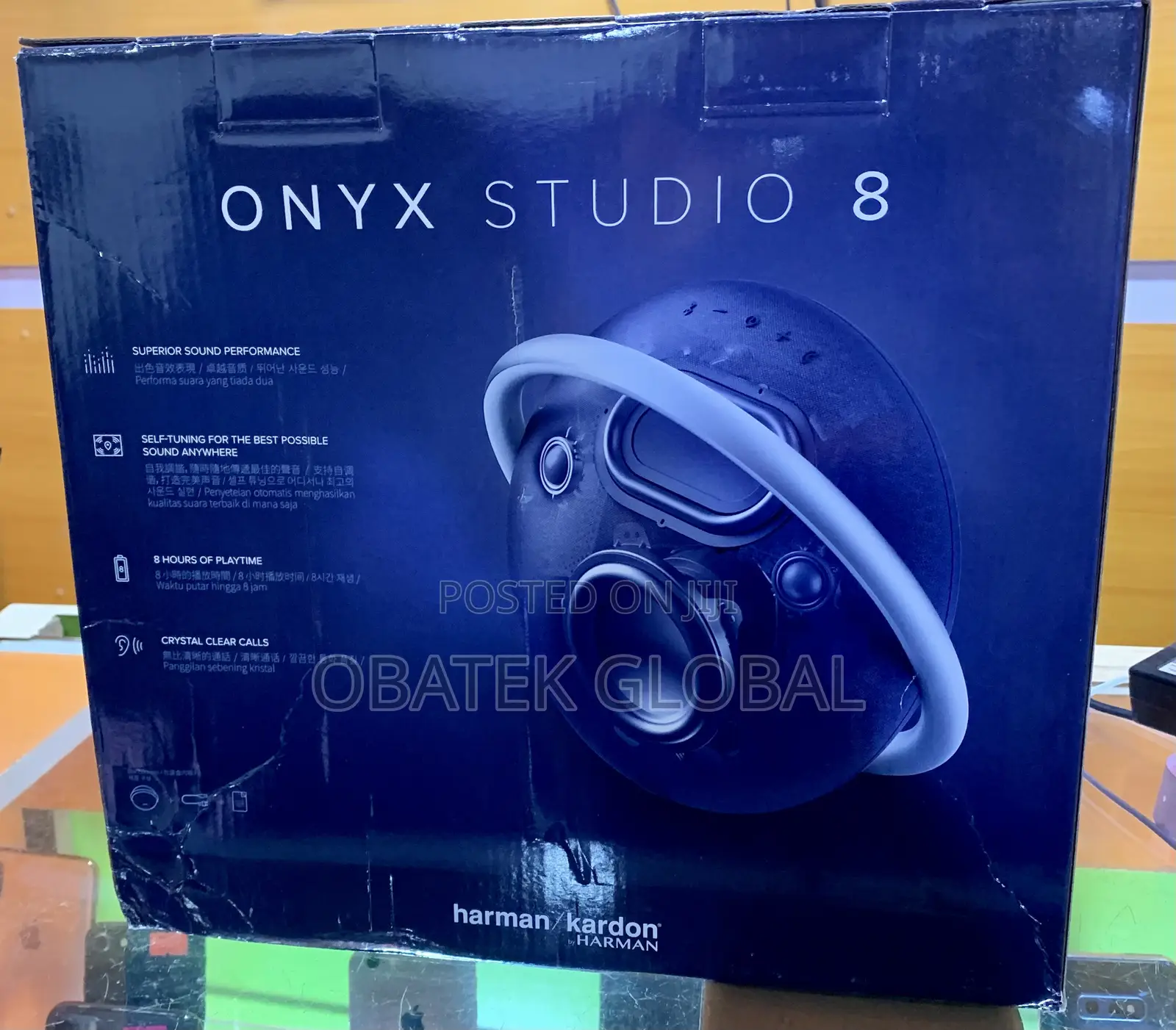 Onyx Studio 8