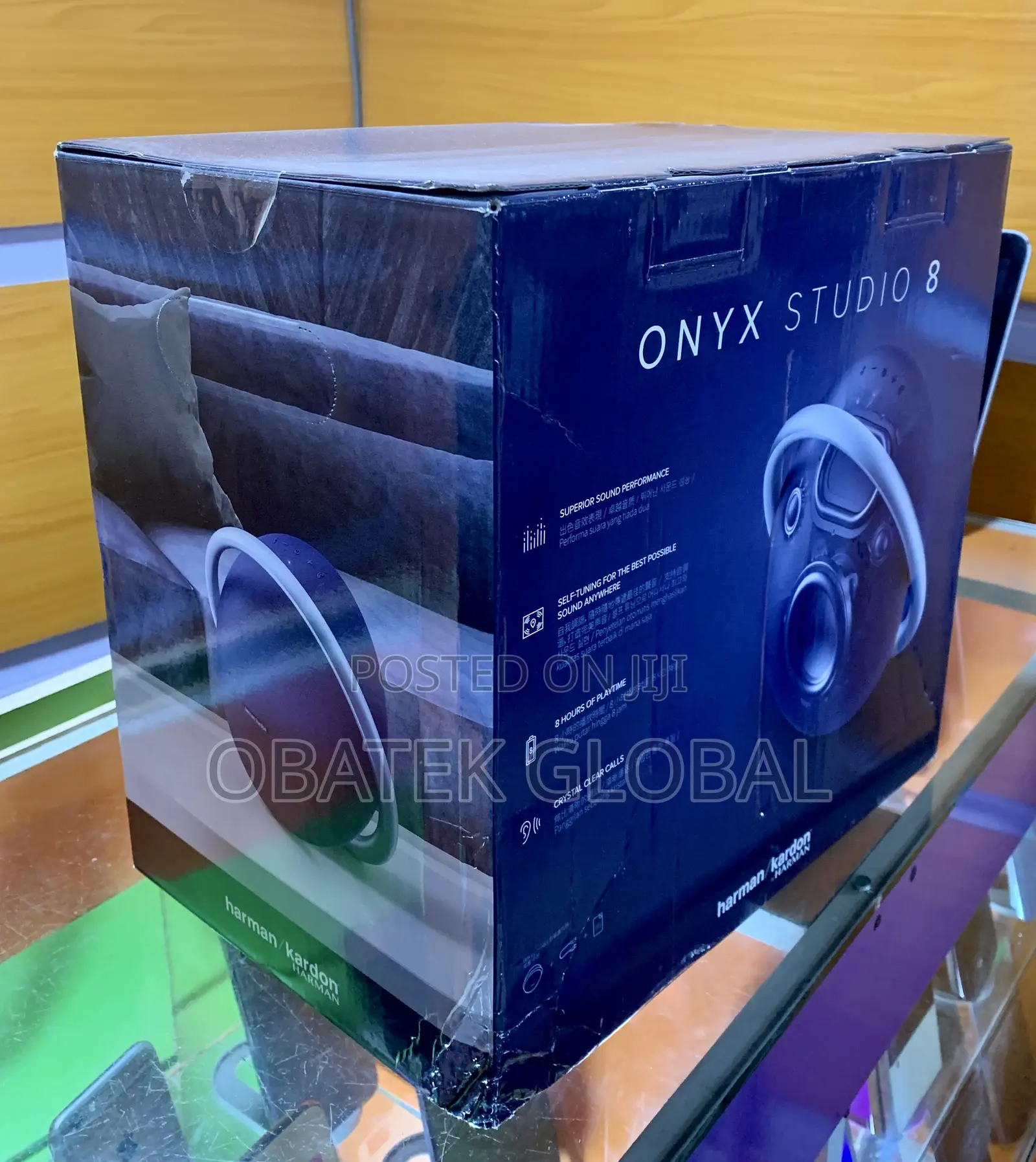 Onyx Studio 8