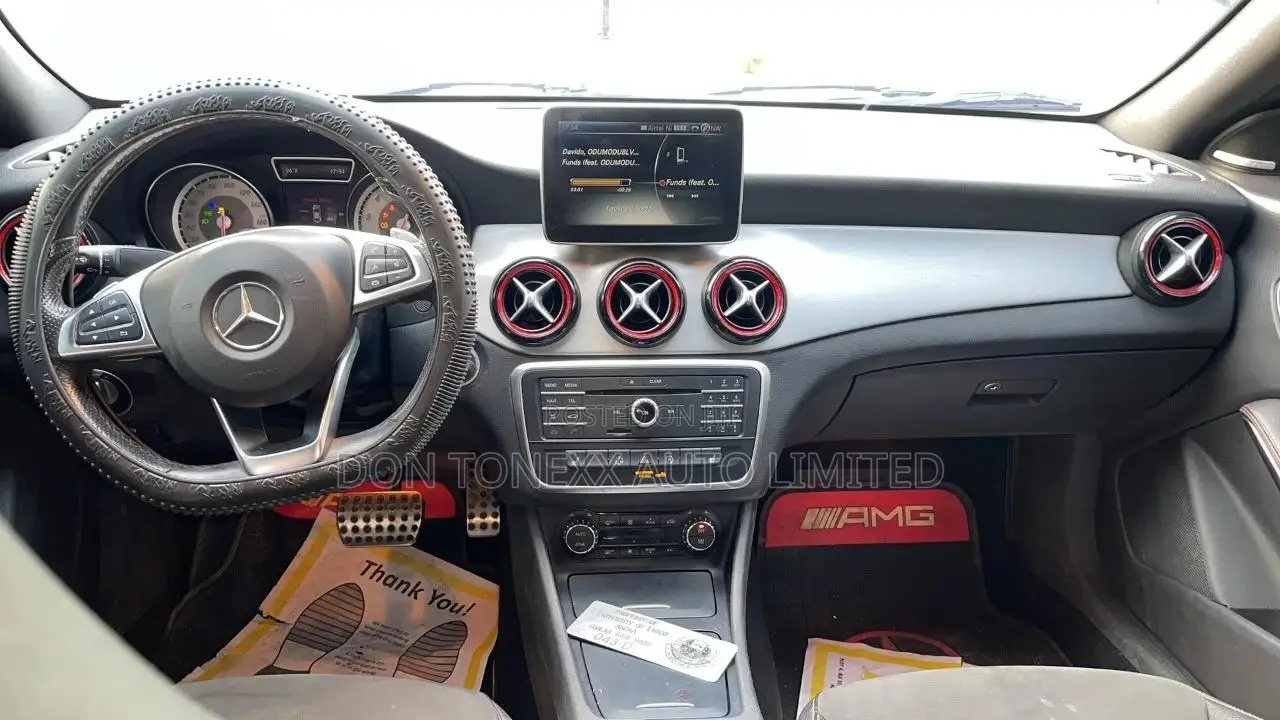 Mercedes-Benz CLA-Class CLA 250 4MATIC Sedan 2015 Red