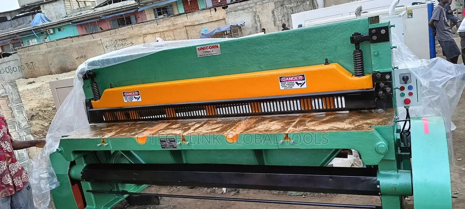 Guillotine/ Shearing Machine