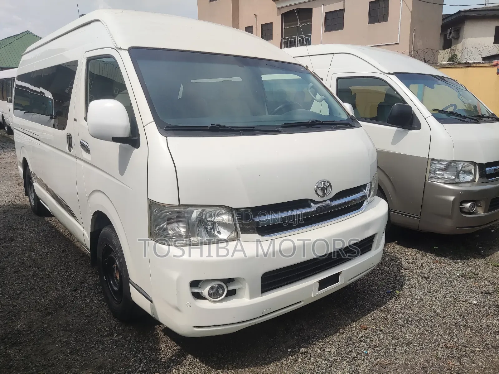 Toyota HiAce 2015 White