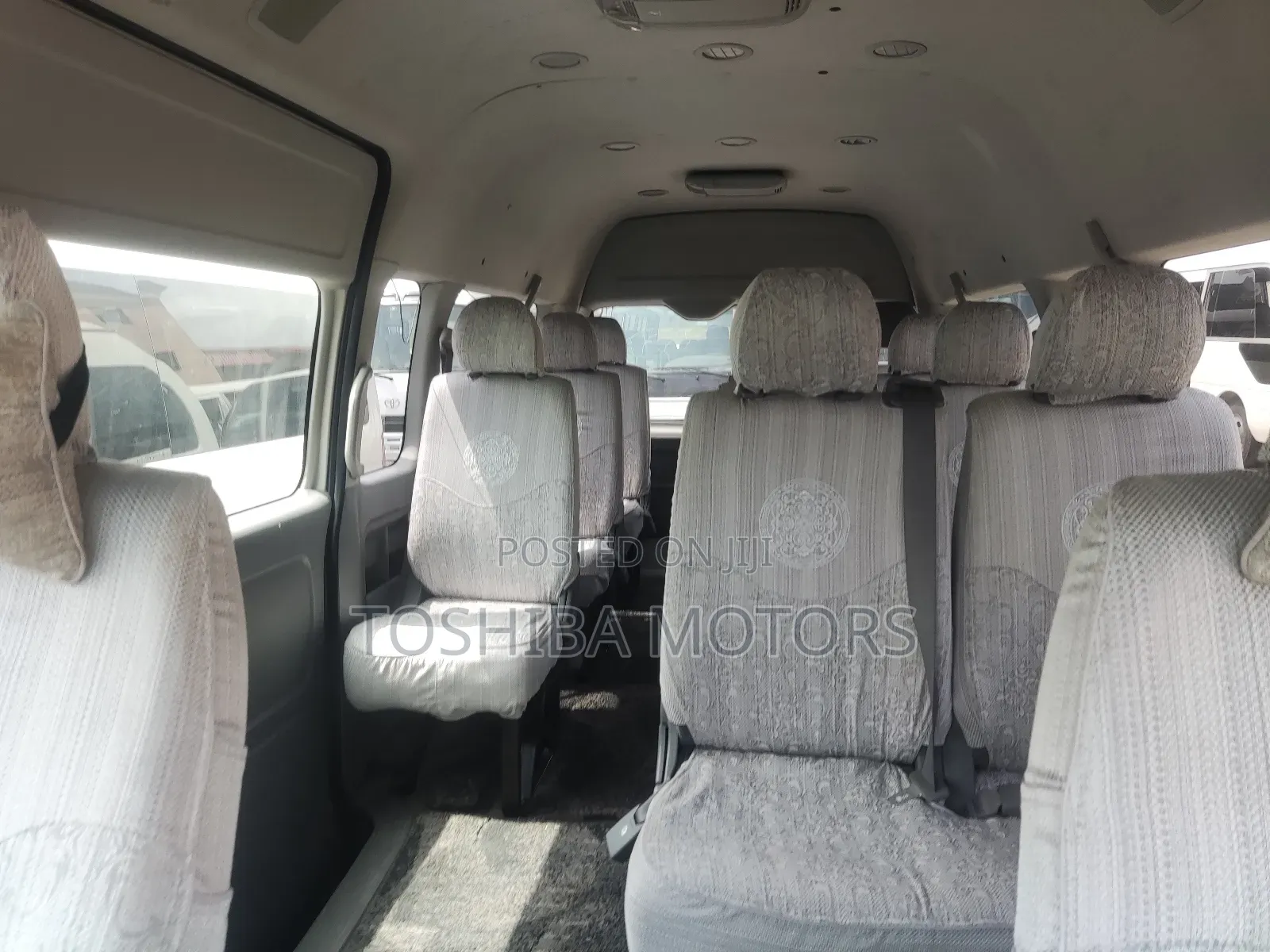 GMC Savana 2015 Orange