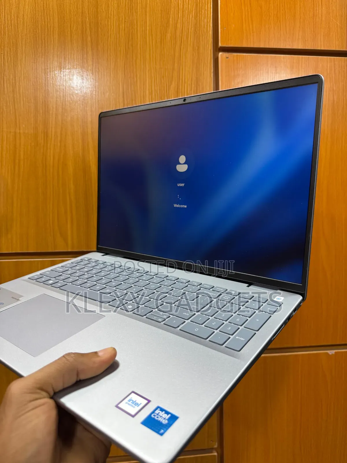 Laptop Dell Inspiron 5640 16GB Intel SSD 1T