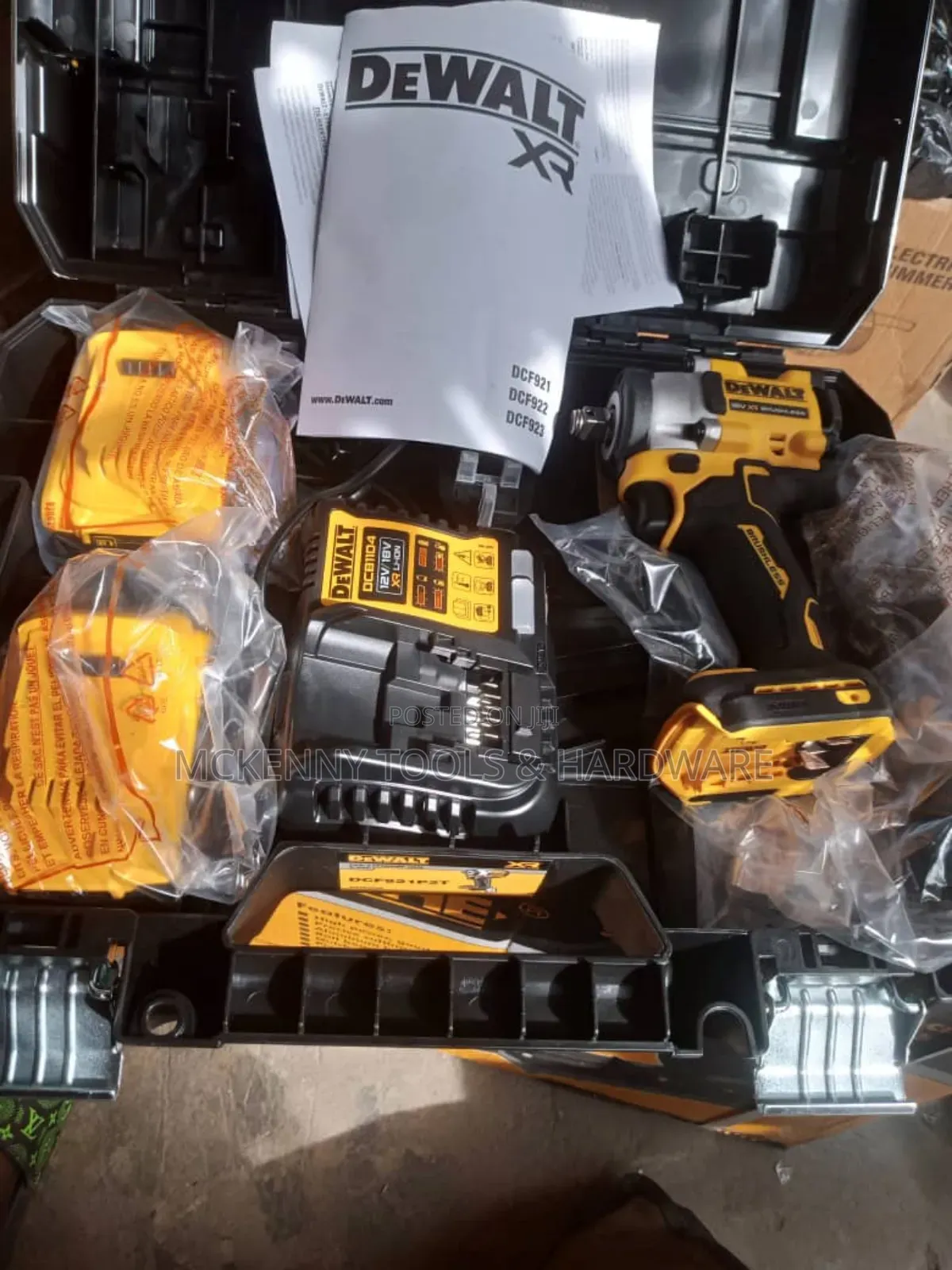 Dcf921p2t, 1/2" Cordless Impact Wrench 18v