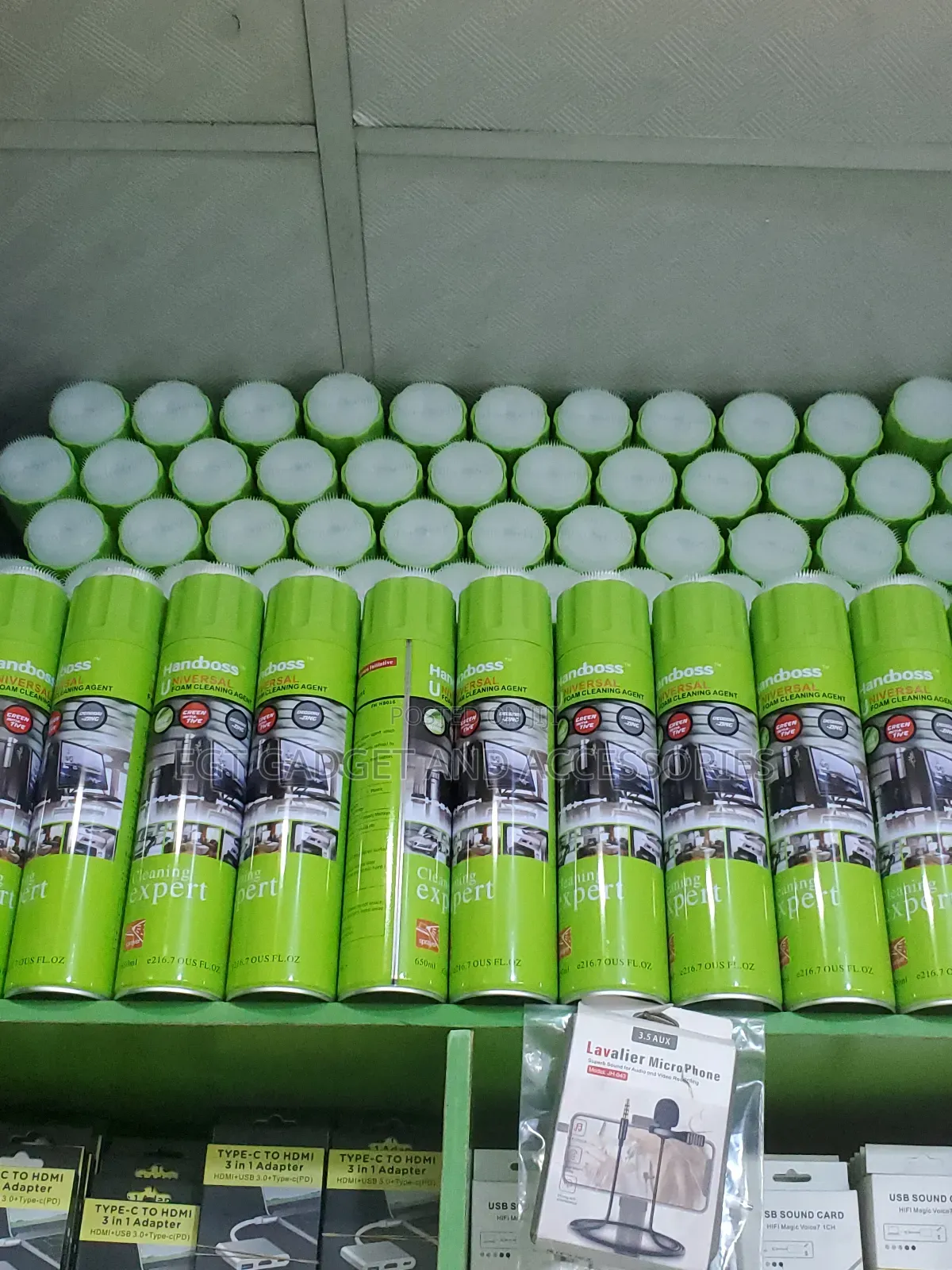 Handboss Universal Foam Cleaning Agent - 650m