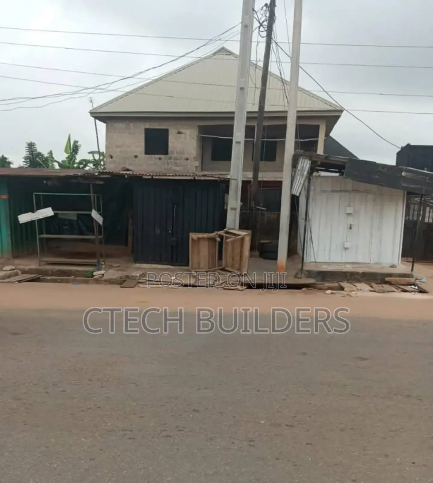 10bdrm Block of Flats in Benin City for sale