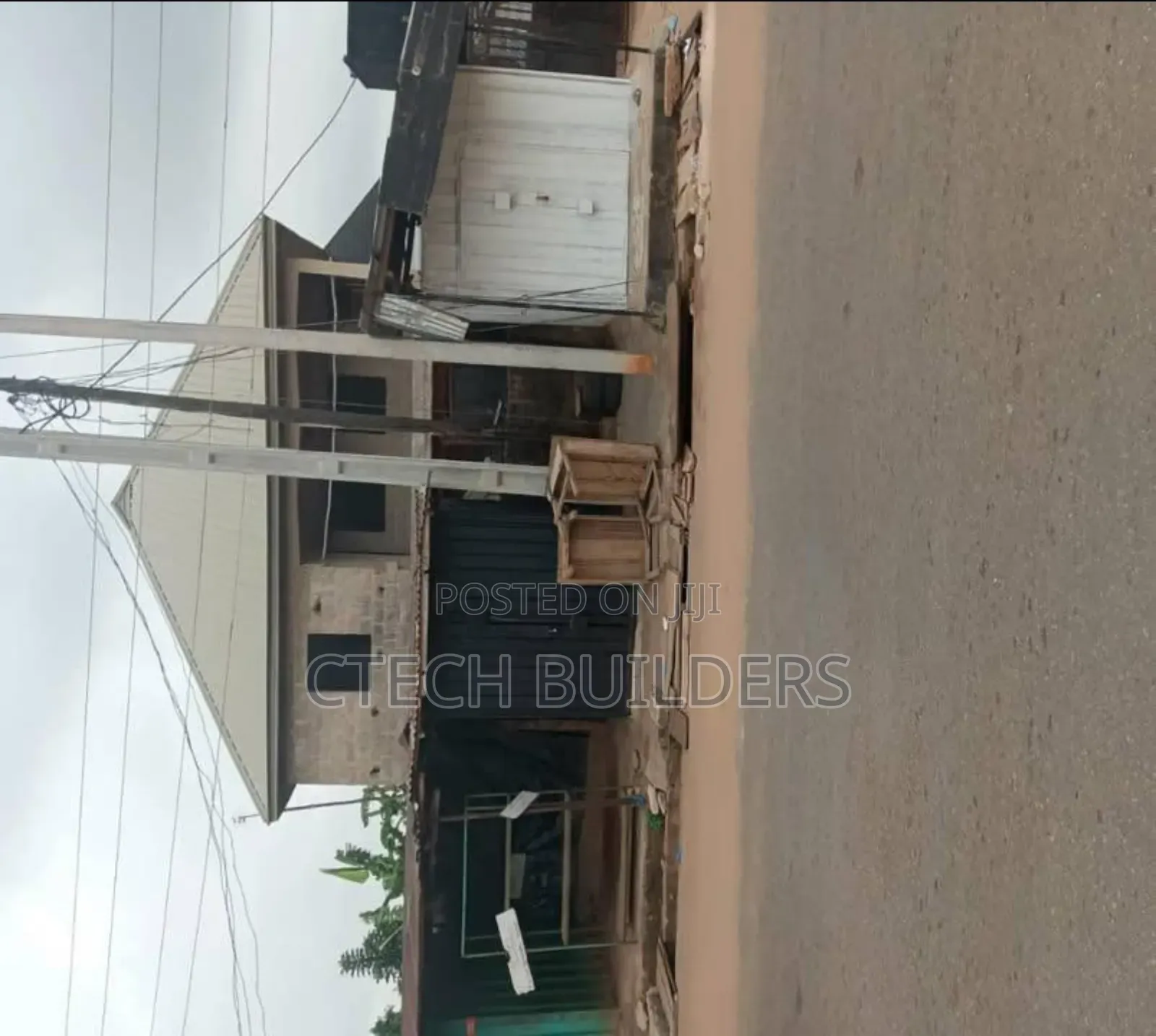 10bdrm Block of Flats in Benin City for sale