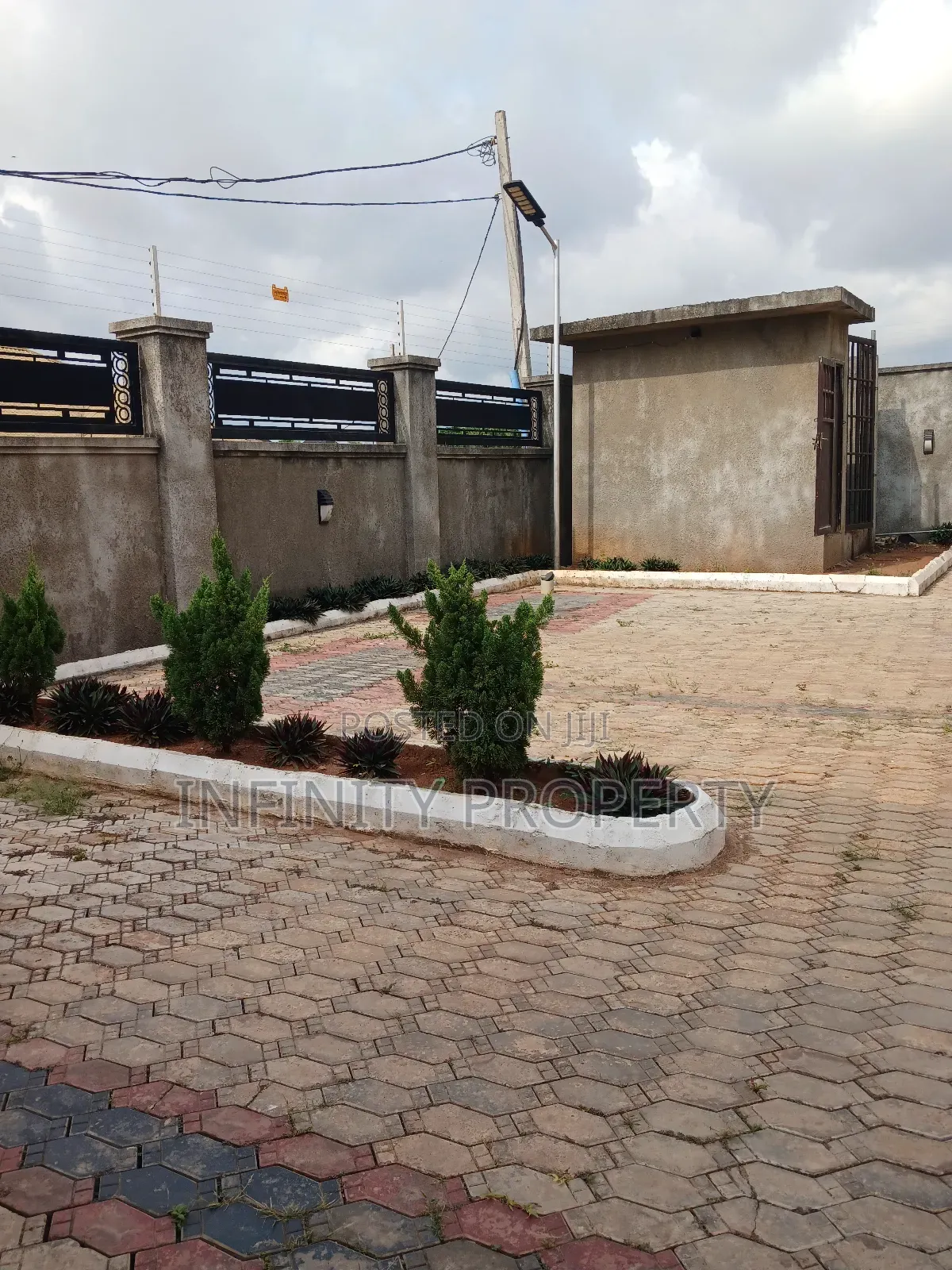 Furnished 3bdrm Block of Flats in Etete Layout, Benin City for sale