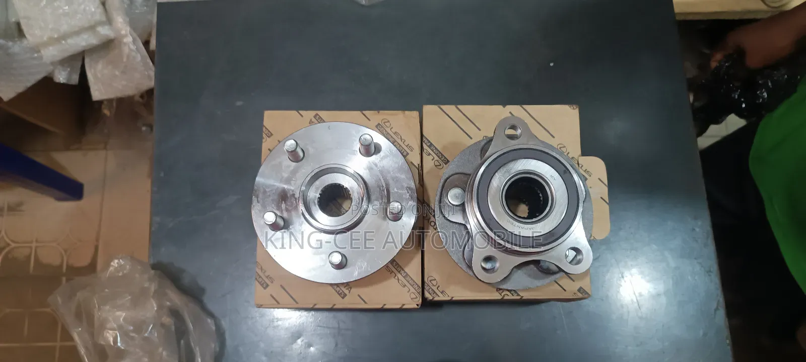 Front Hub Corolla 2022