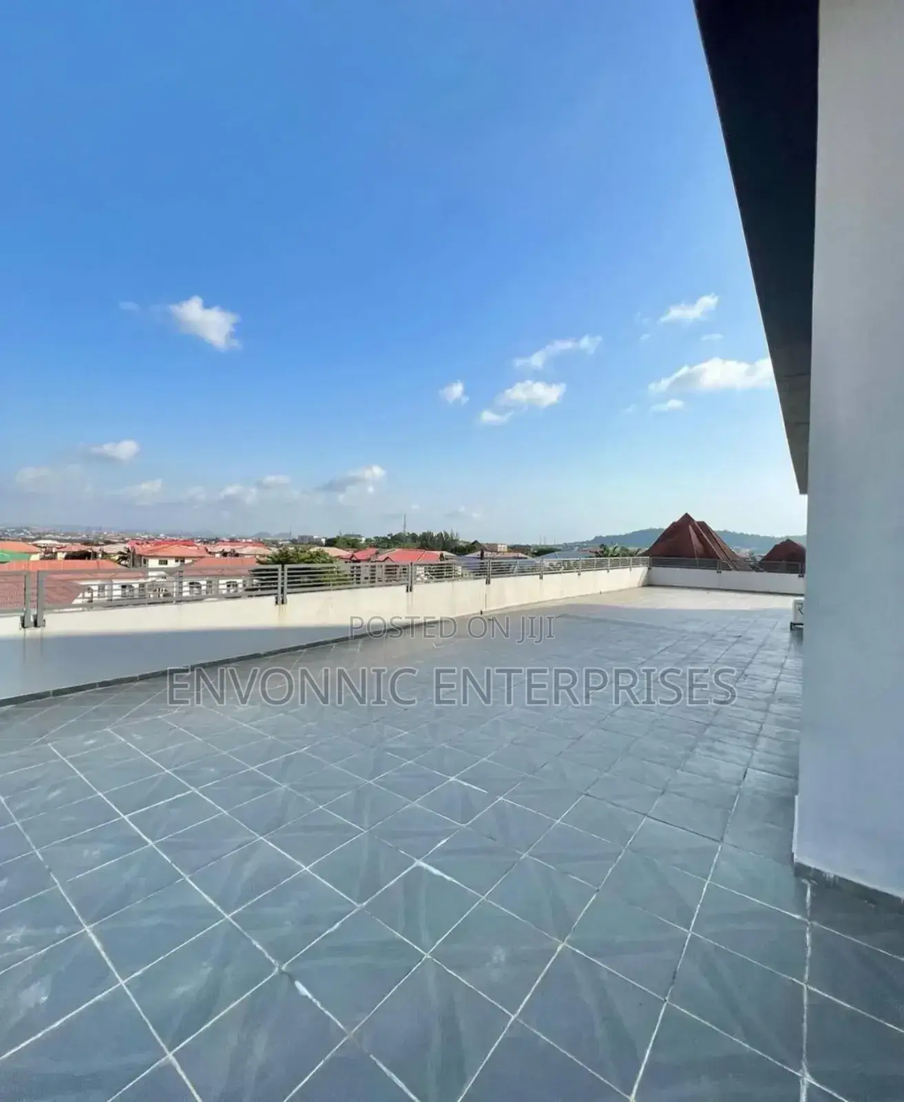 Cozy 3 Bed Apartment for Short Let