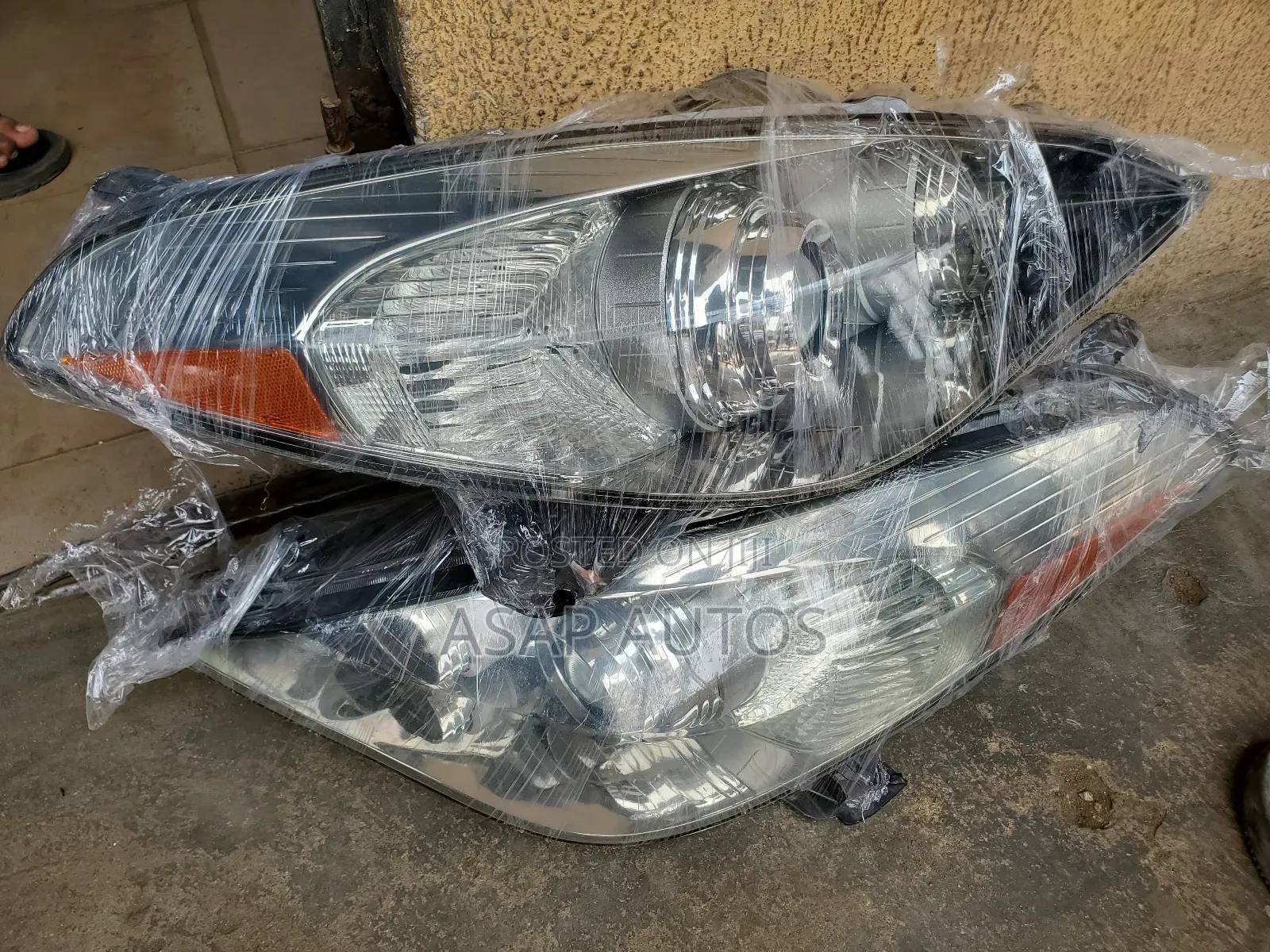 Headlamp for Toyota Solara
