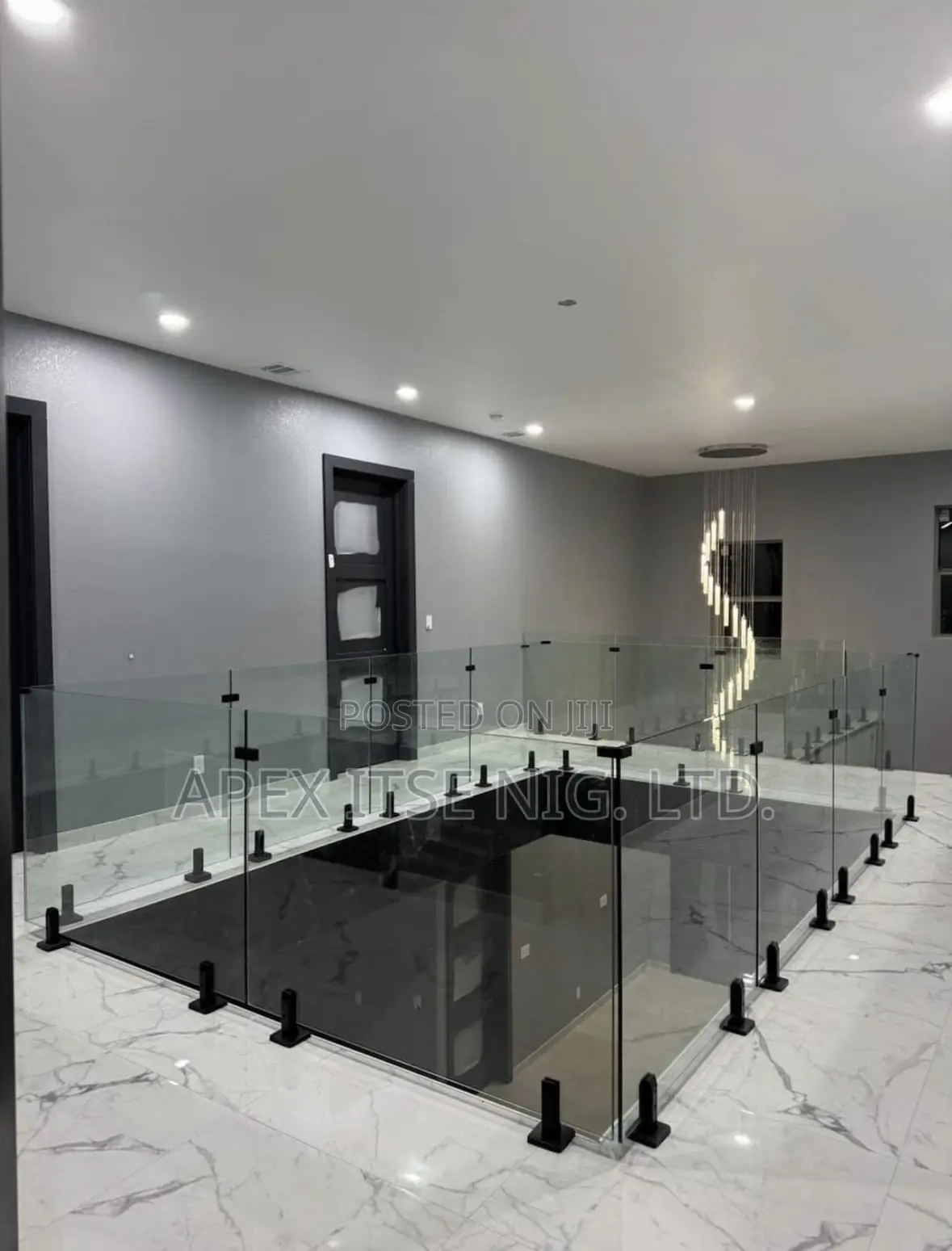 Courtyard 2 Glass Rails
