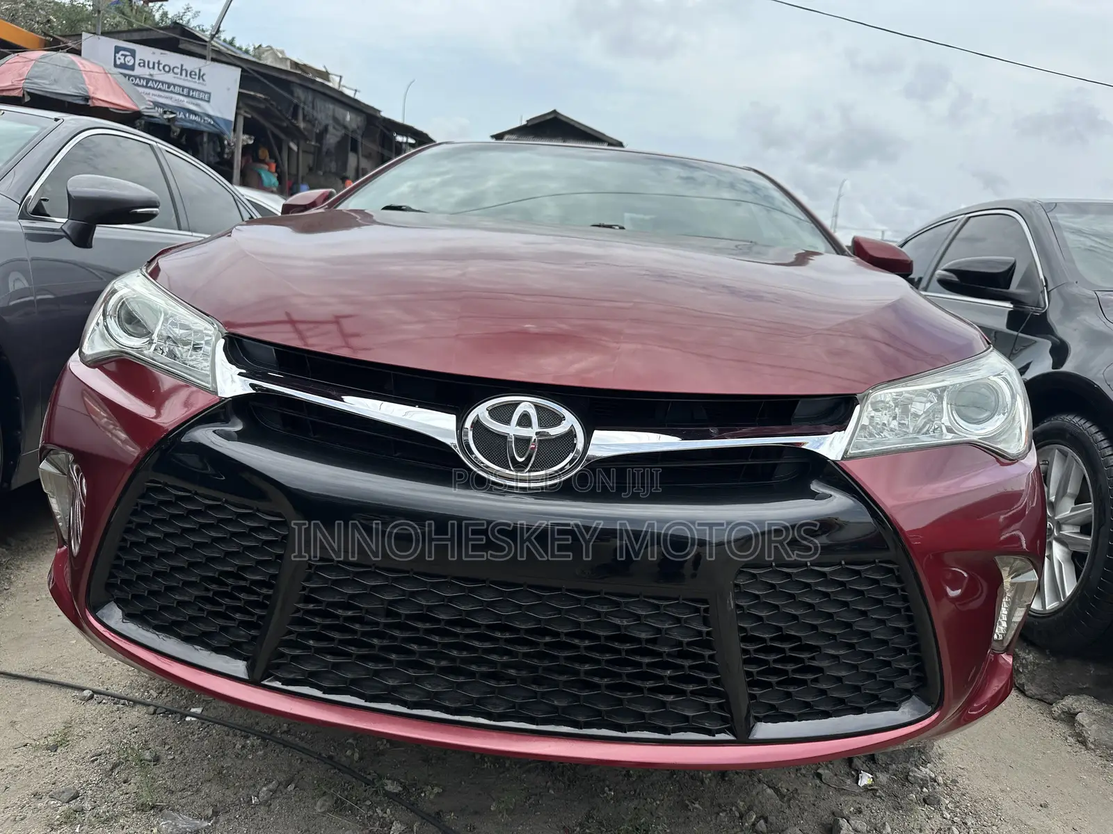 Toyota Camry 2016 Red