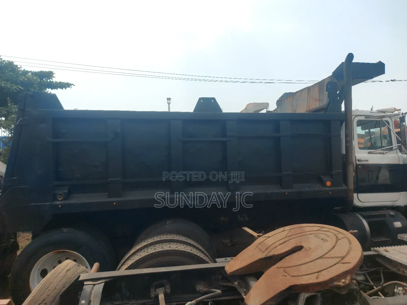 Tokunbo 24valve R Model Mack Ten Tyres Dump Truck Superb Eg