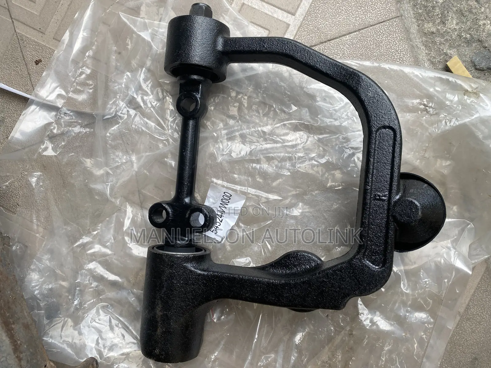 Upper Arm for Nissan Urvan,Caravan and Nv350