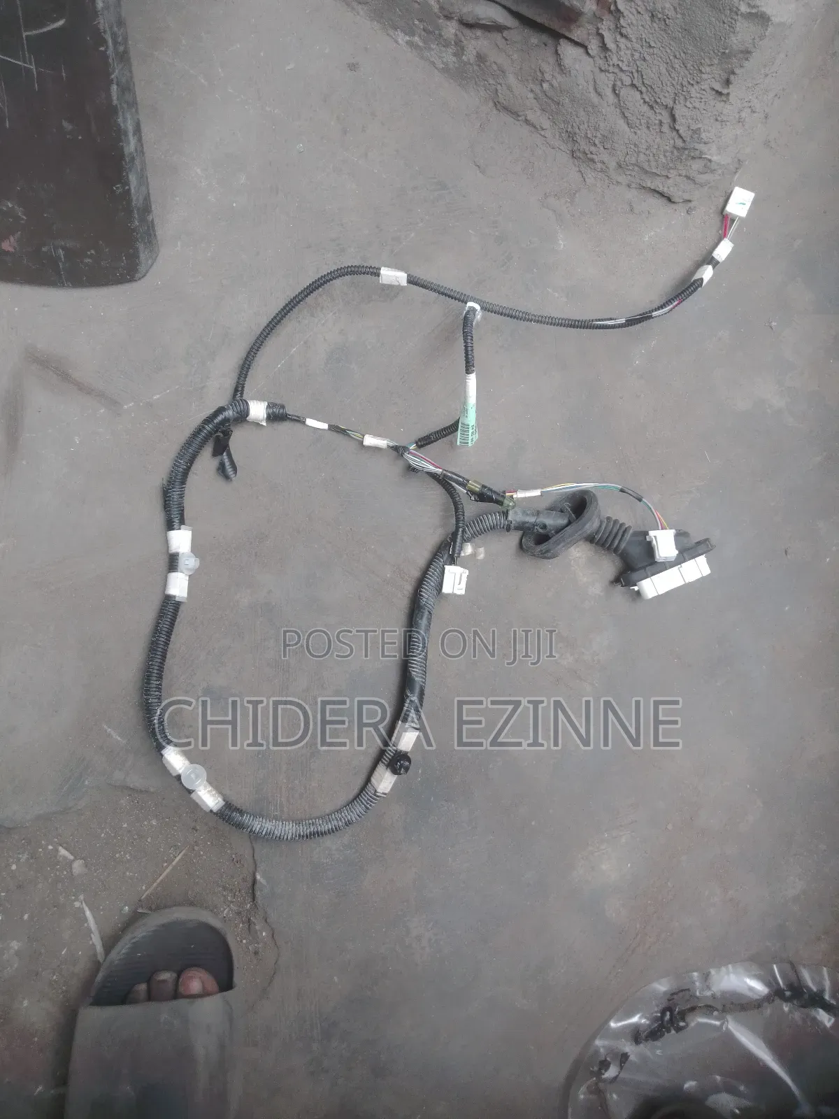 Toyota Venza 2010 Back Door Wire Left Side