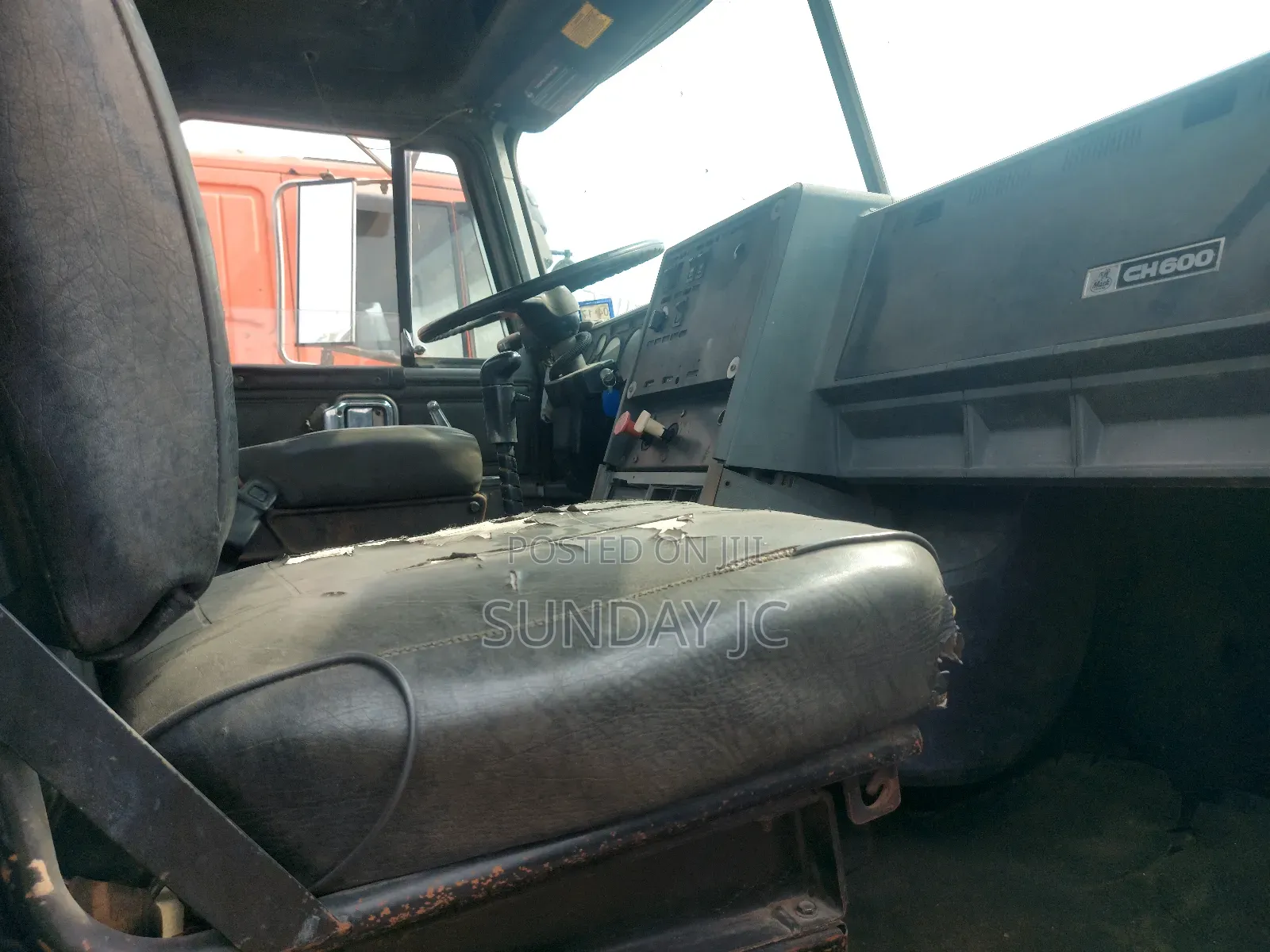 Injector Ch Mack Ten Tyres Head Truck Big Spring Suspension