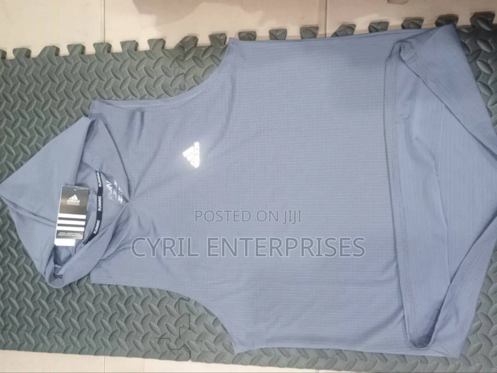 High Quality Sports Shirts With Caps