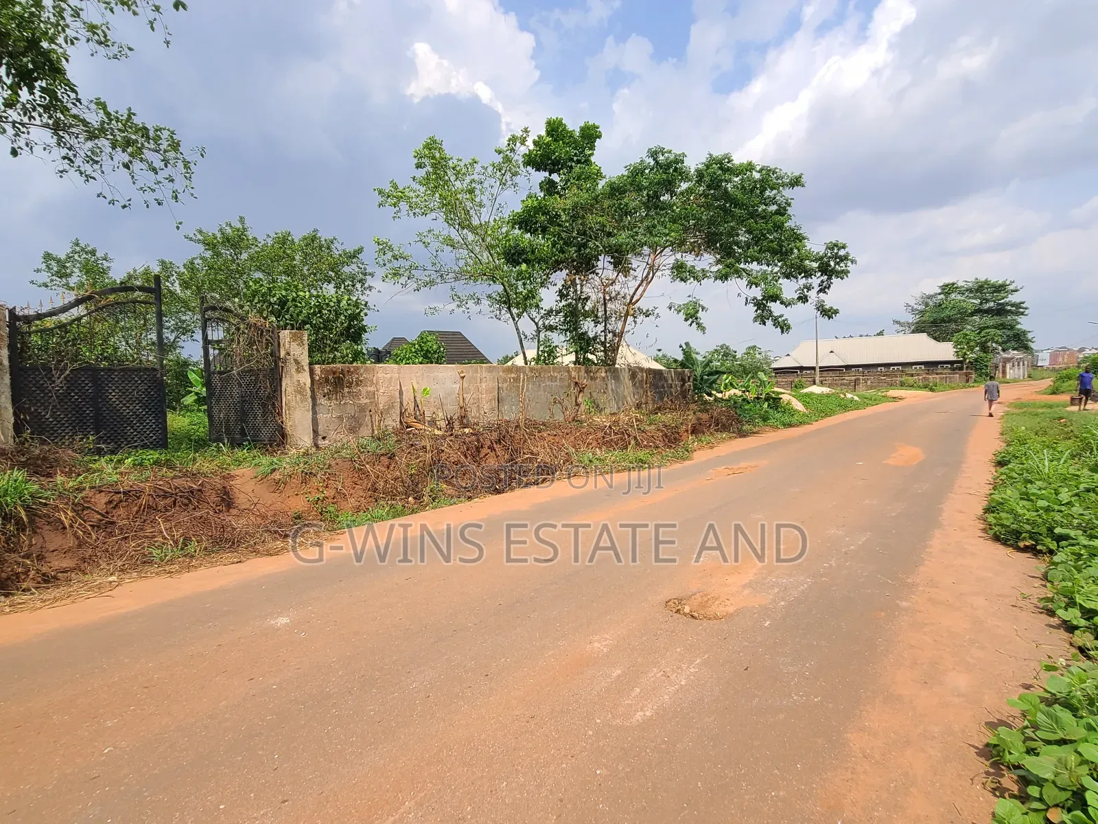 100x200ft for Sale