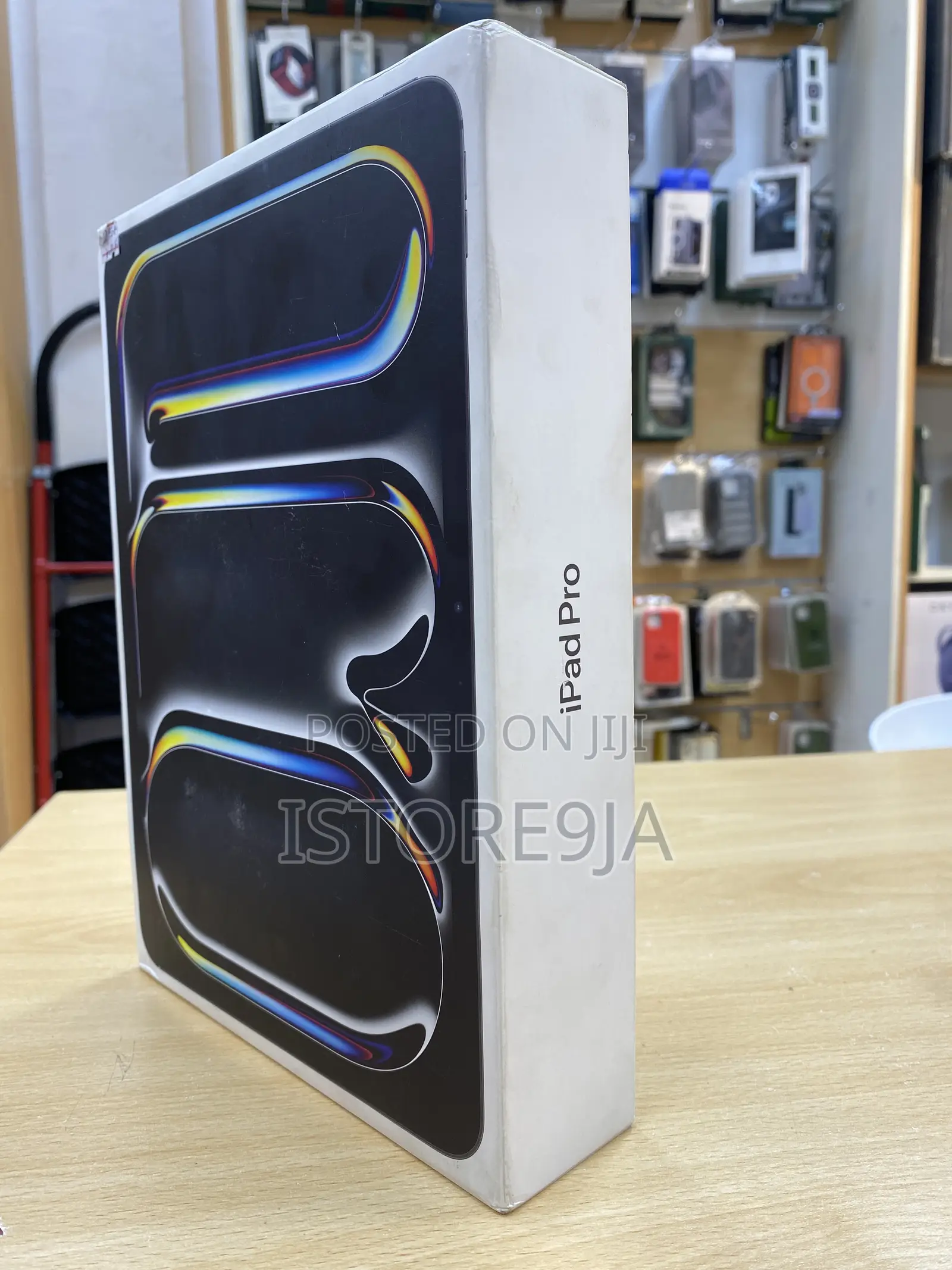 New Apple iPad Pro 13 (2024) 256 GB Black