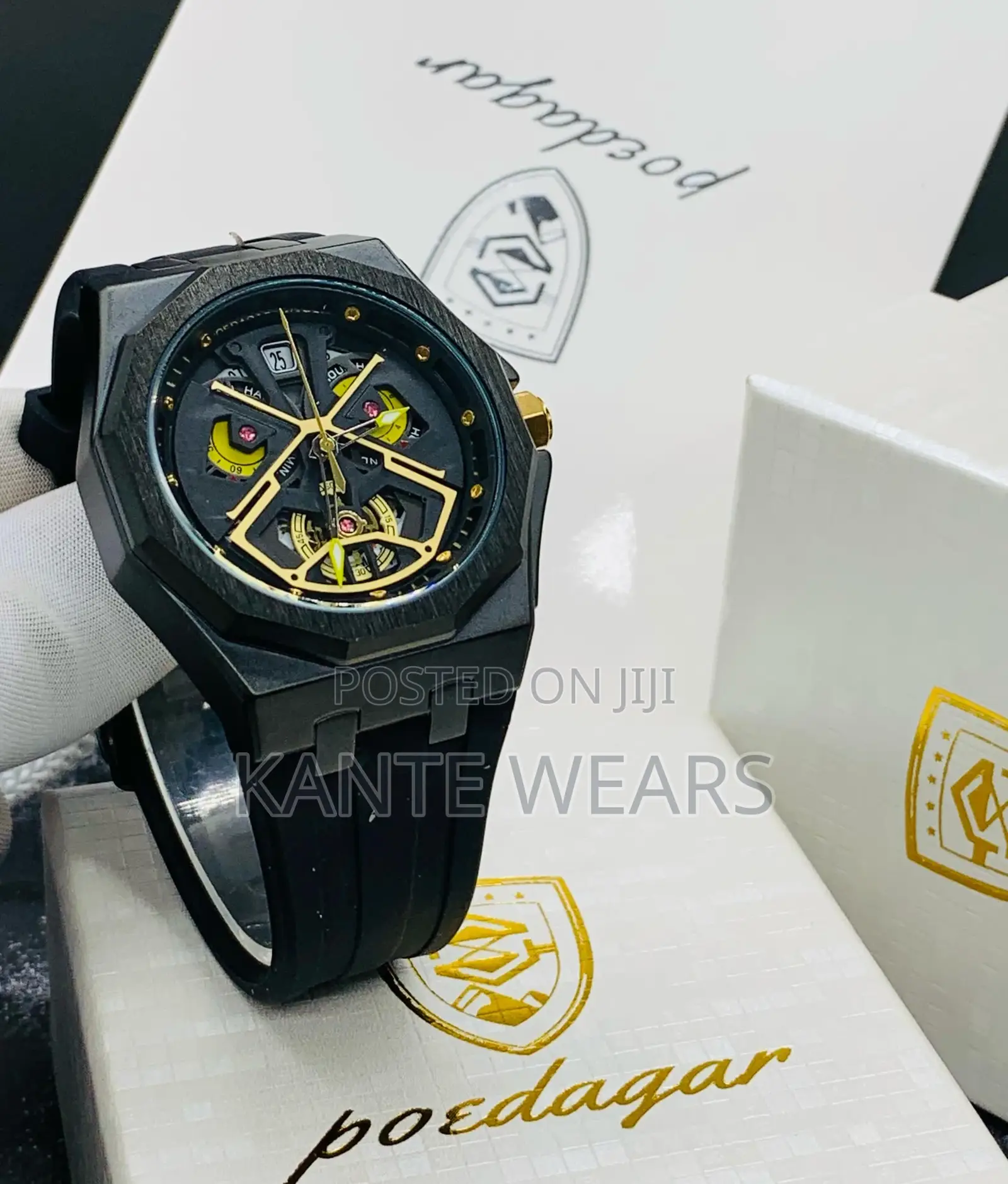 Poedegar Araneae Rubber Wristwatch
