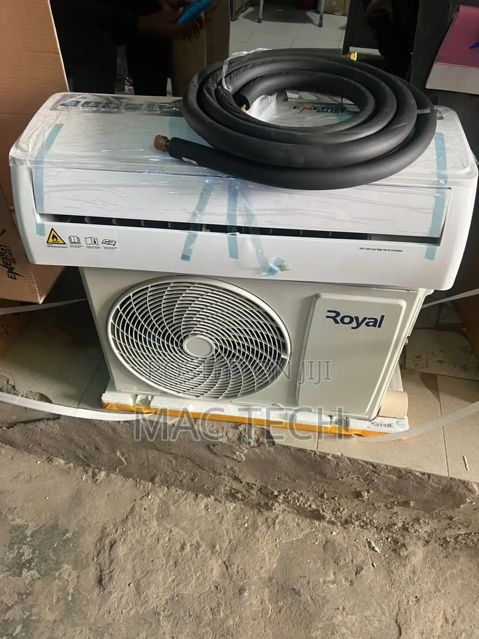 Royal 1.5hp Inverter Ac With Installation Kit.
