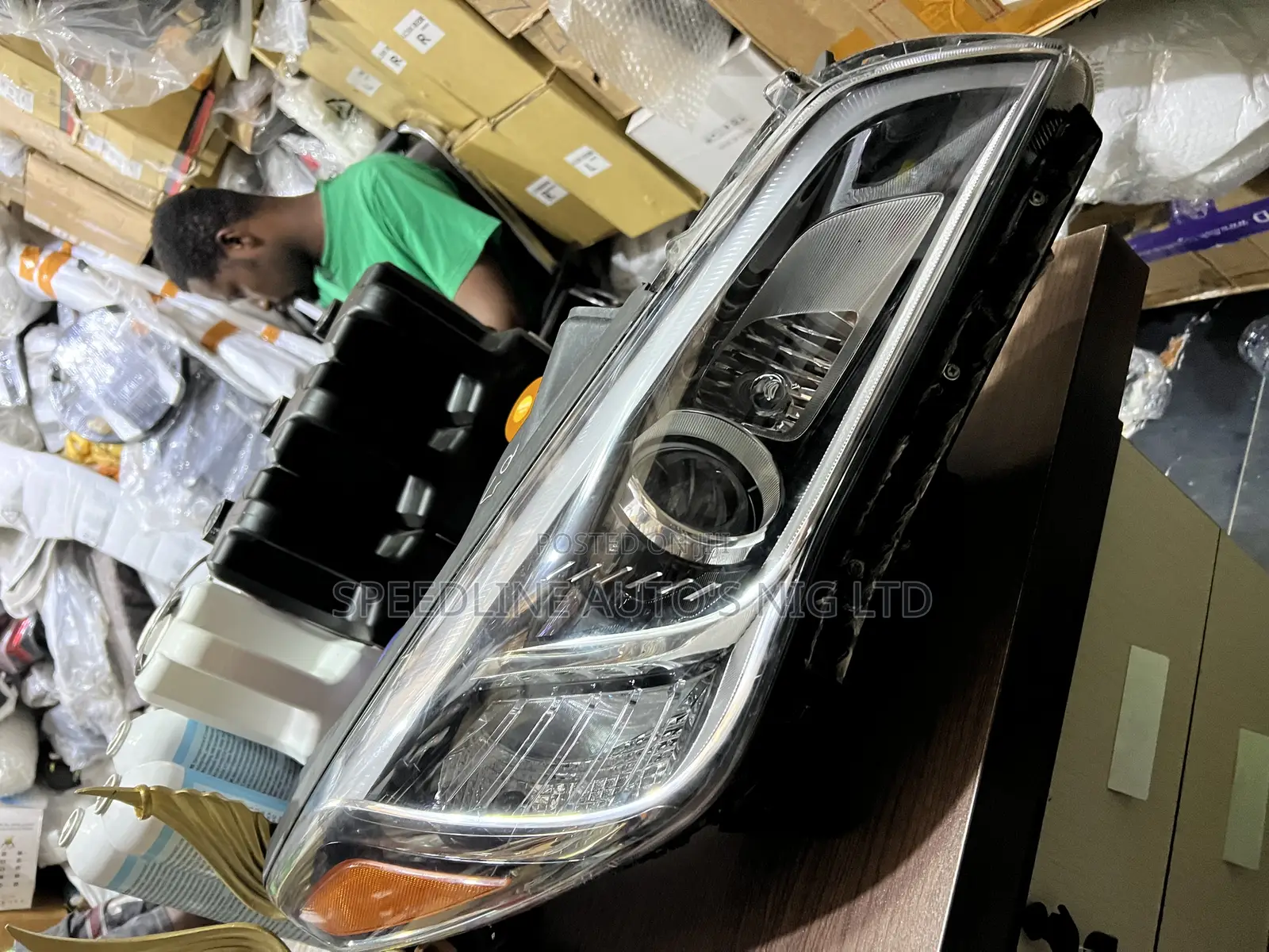 Complete Head Lamp Sonata 2016 /017 Charger Type Set