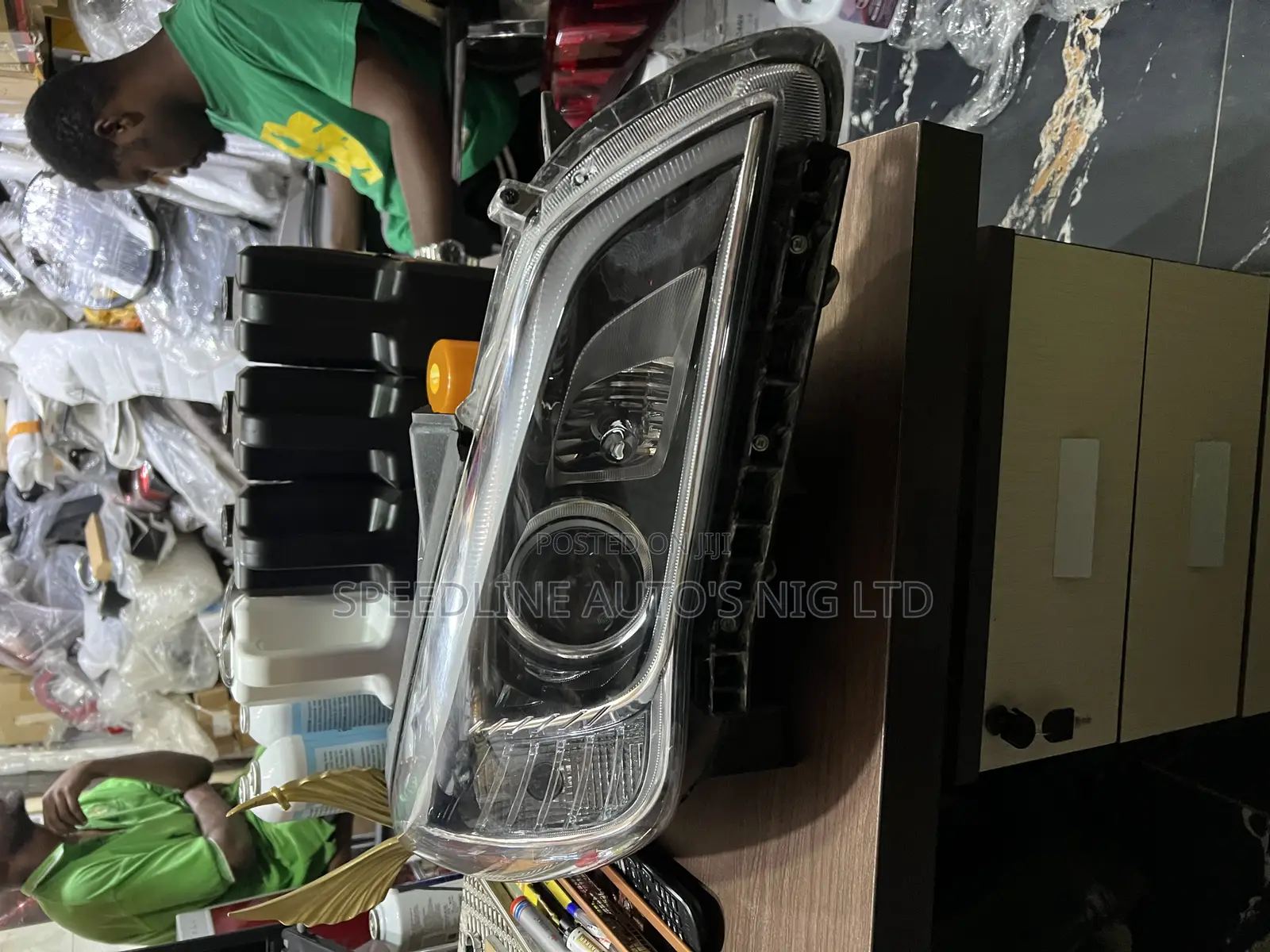 Complete Head Lamp Sonata 2016 /017 Charger Type Set