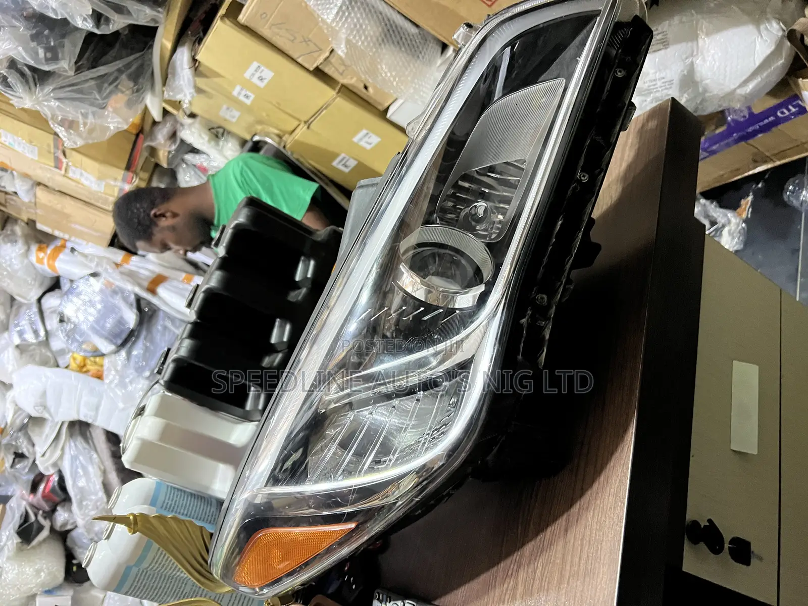 Complete Head Lamp Sonata 2016 /017 Charger Type Set
