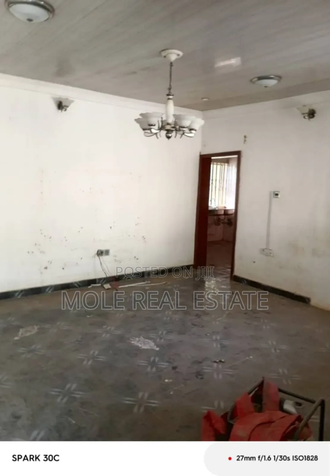 5 Flats 4 Sale at Command via Abule Egba