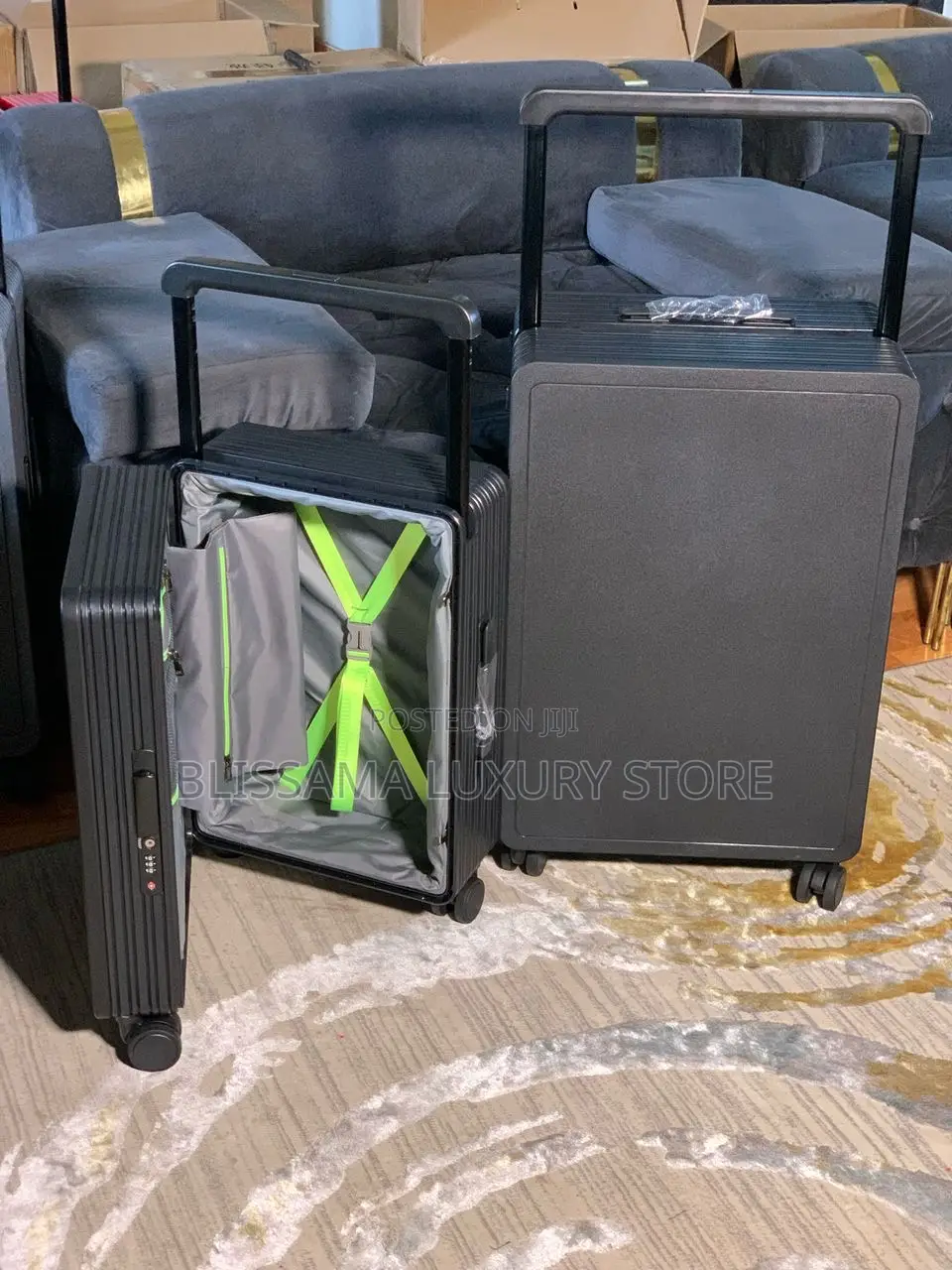 Luxury Quality Traveling Hand Luggage(Can Be Sold Separately