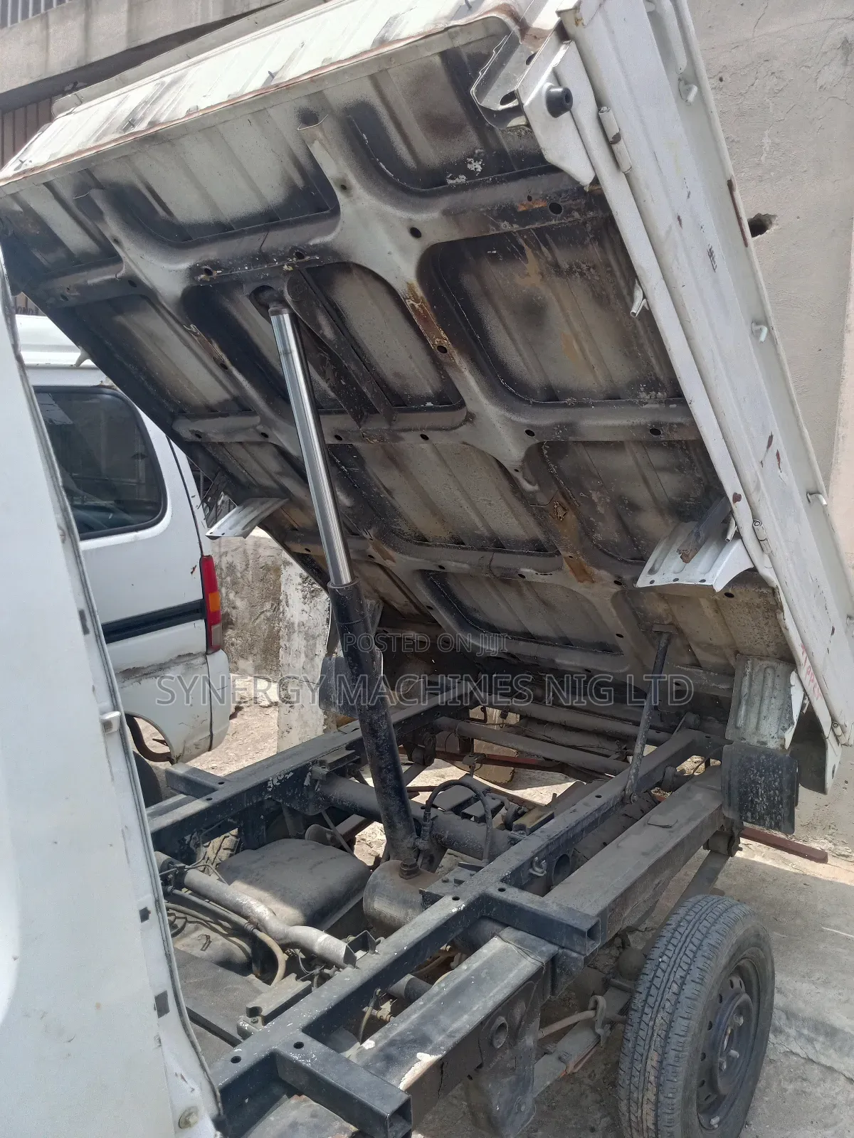 Suzuki Tough Tipper Truck