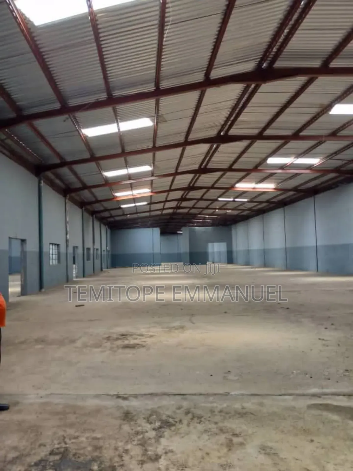 Commercial Wearhouse on 8094sqm With C of O
