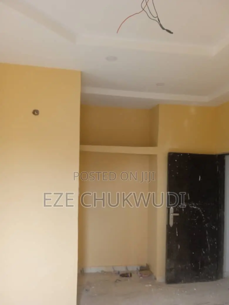 2bdrm Block of Flats in Conraw Estate, Enugu for rent